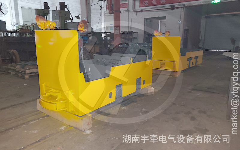 礦用蓄電池電機(jī)車出口海外 1.jpg